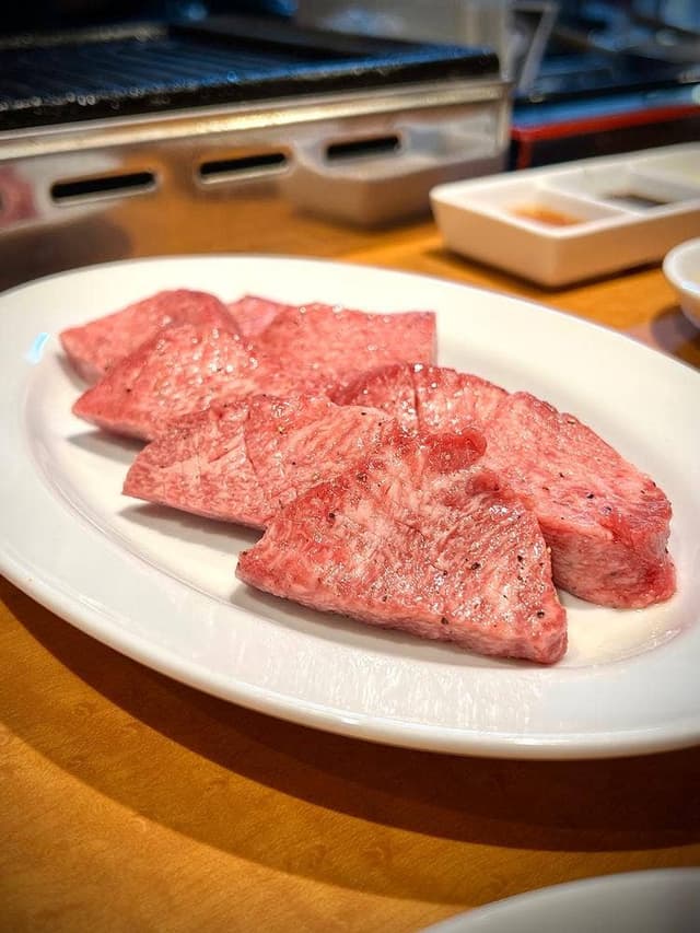 焼肉やっちゃん 神田店 - サブ画像1