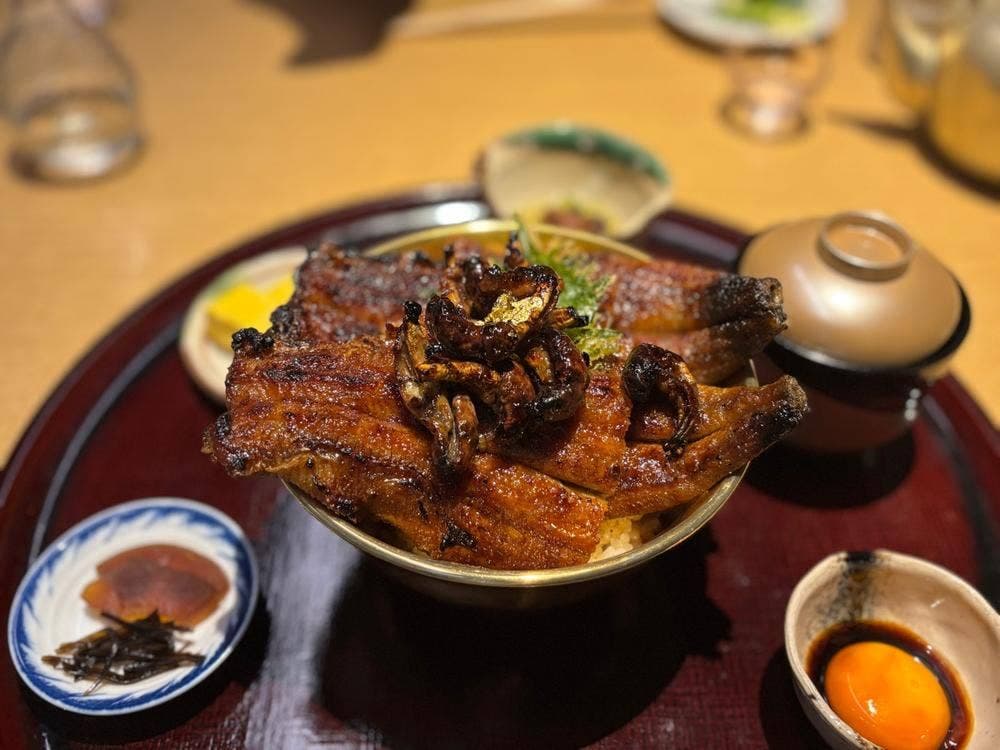 鰻 炭焼 ひつまぶし 美濃金 神田本店