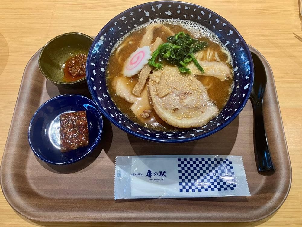 房乃拉麺 THE RAMEN