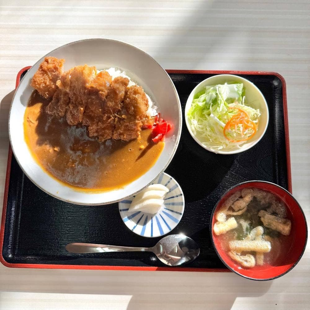 ハイセイコー食堂