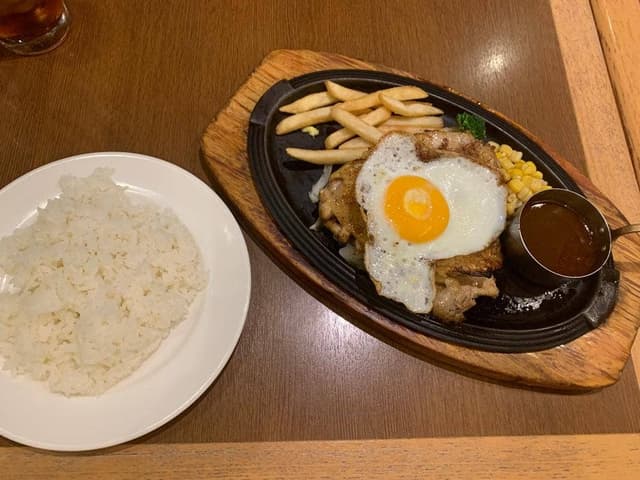 ロイヤルホスト 八事店 - サブ画像2