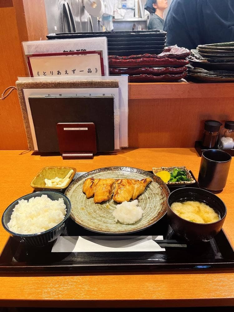 旬魚 地酒 焼酎 いっとく三郷中央店