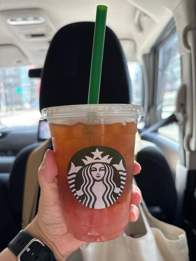 スターバックス コーヒー 横浜ポルタ店 - サブ画像1