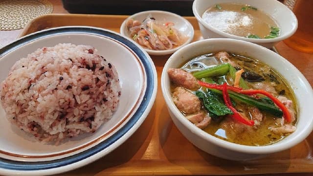 勝どきのタイ王国食堂ソイナナ - サブ画像1