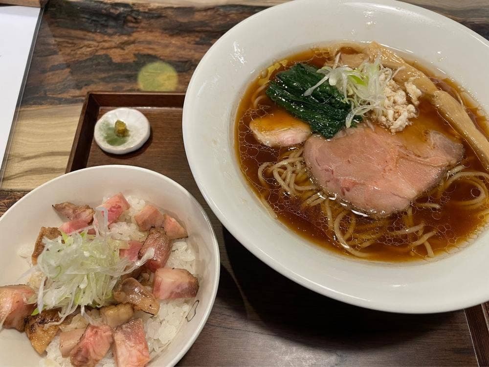 鯛そば・茶漬 磯LABO 六町店