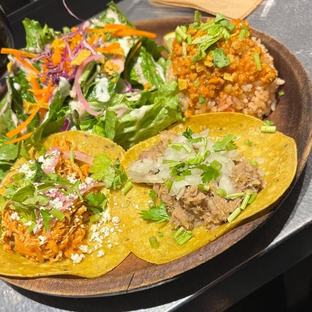 北出 TACOS グランスタ東京店 - サブ画像1