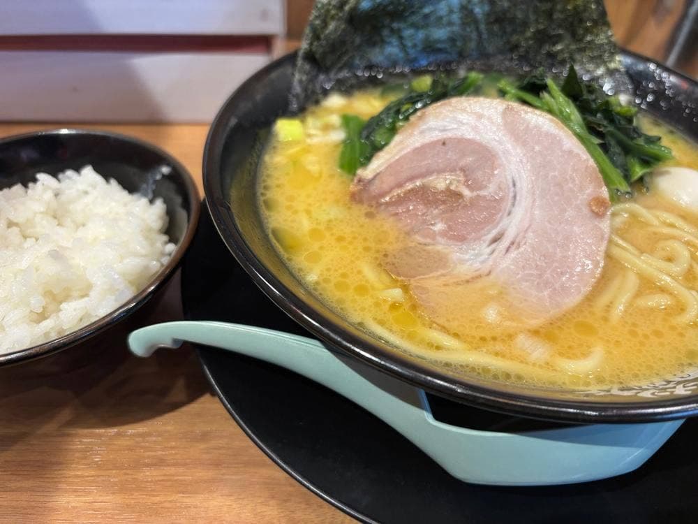 横浜家系ラーメン 町田商店 高輪ゲートウェイ店