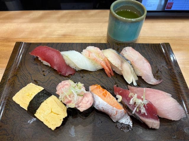 すし食いねぇ！金沢駅前店 - サブ画像3