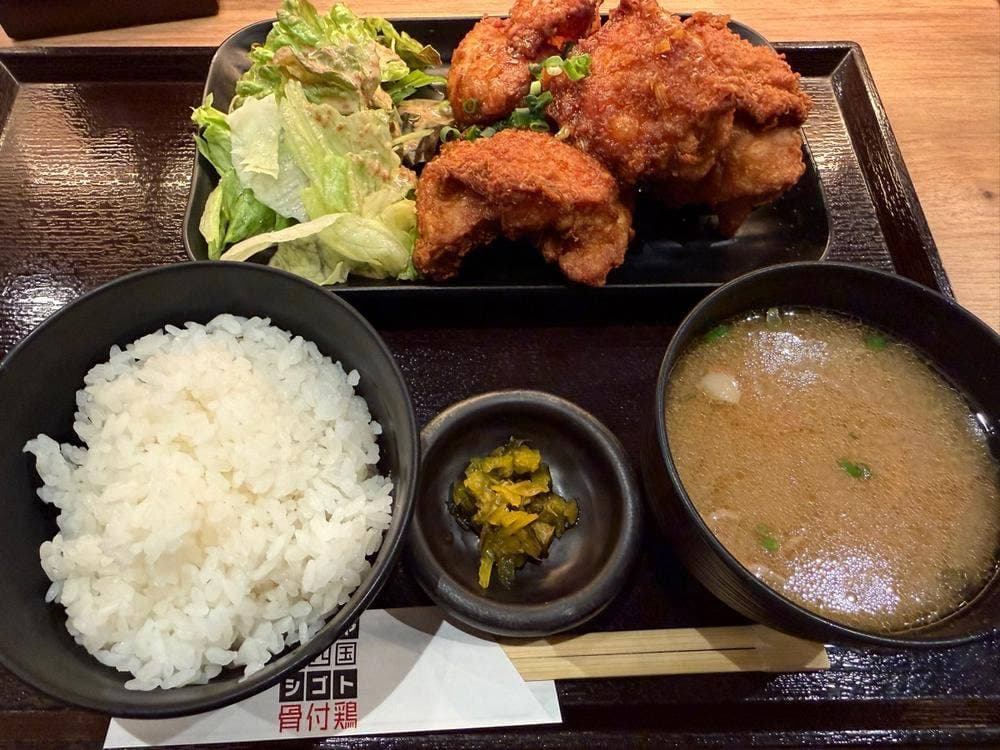 四国 骨付鶏 トリヤノシゴト