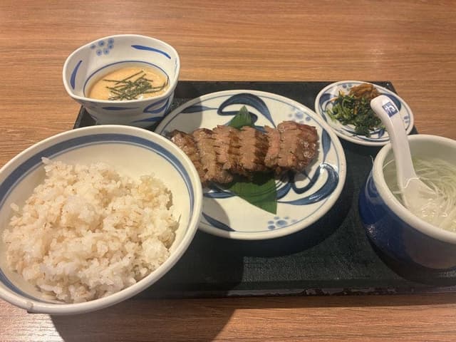 牛たんとろろ麦めし ねぎし 有楽町店 - サブ画像3