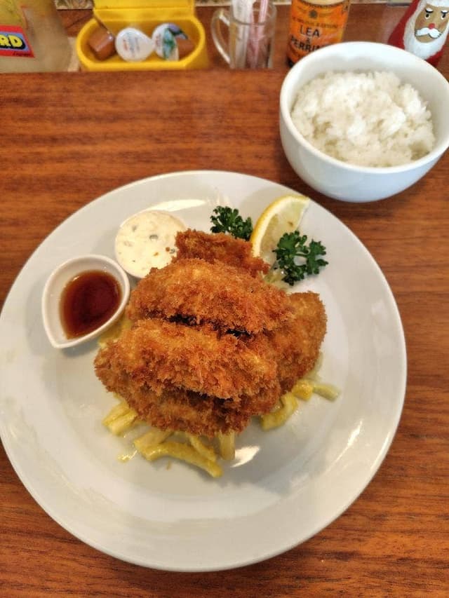 洋食 航旅莉屋 - サブ画像1