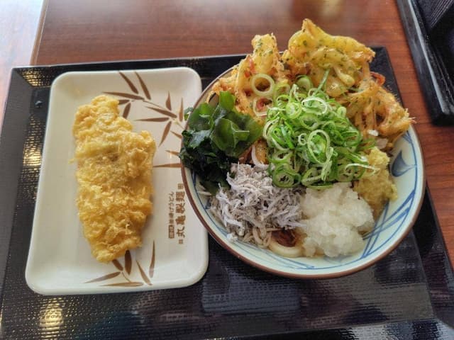 丸亀製麺 座間店 - サブ画像1