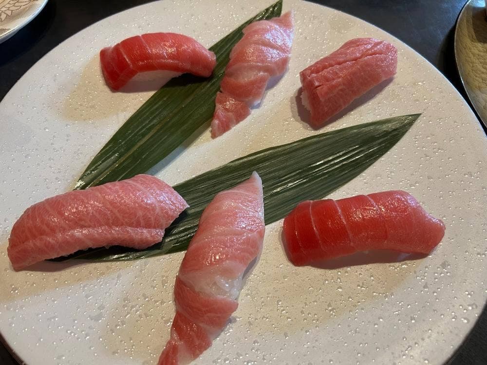 にぎり塚本鮮魚店