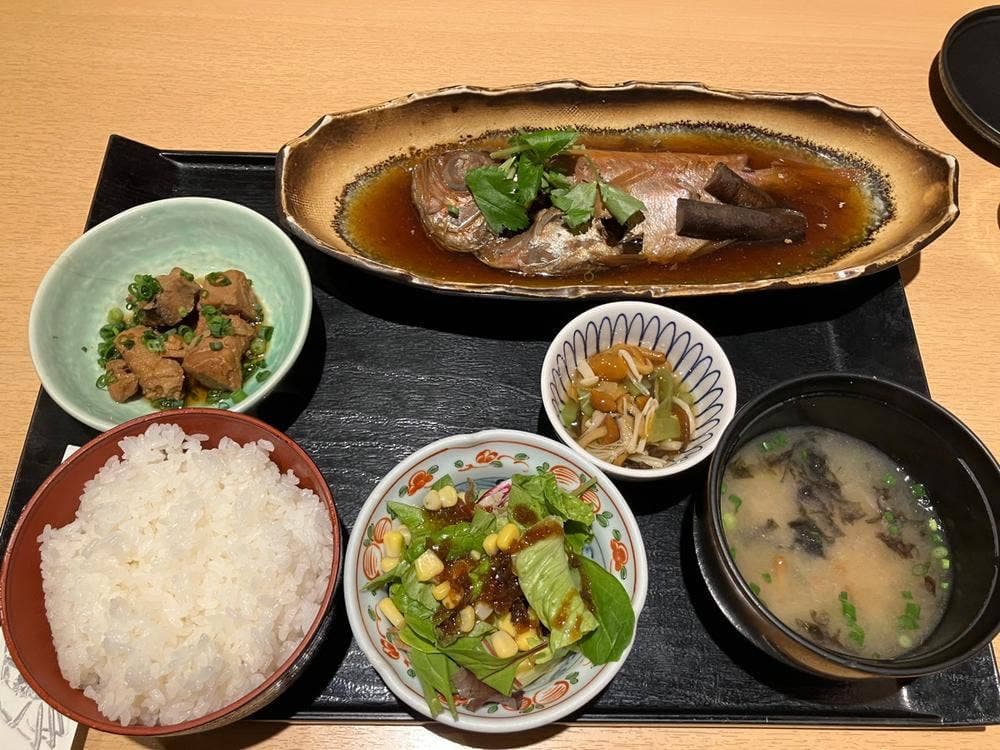 いけす魚場 龍宮城