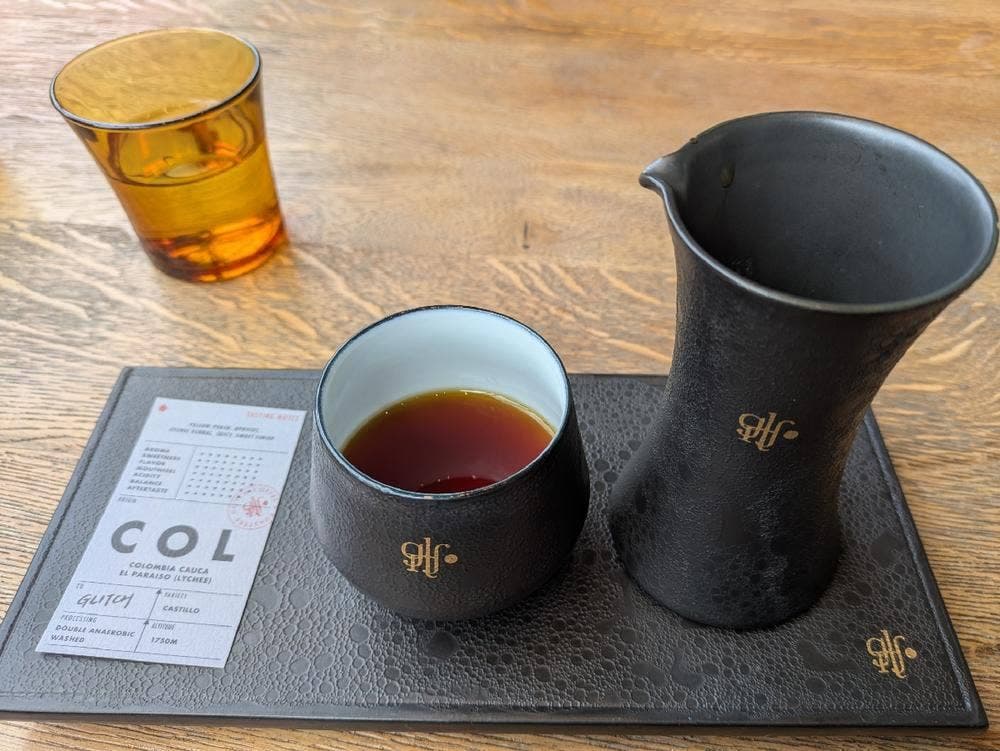GLITCH COFFEE OSAKA