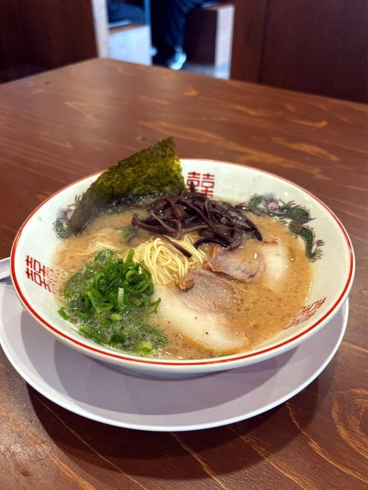濃厚豚骨 ともちゃんラーメン