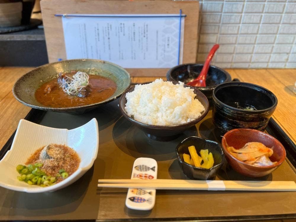 産直さばと青魚 伏見あおい