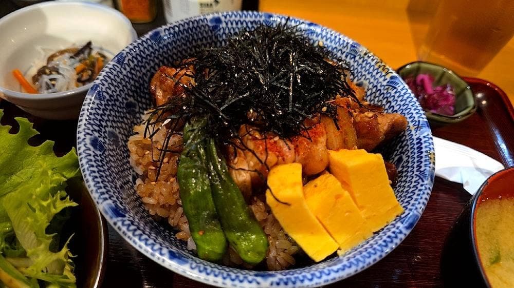 やき鳥三平