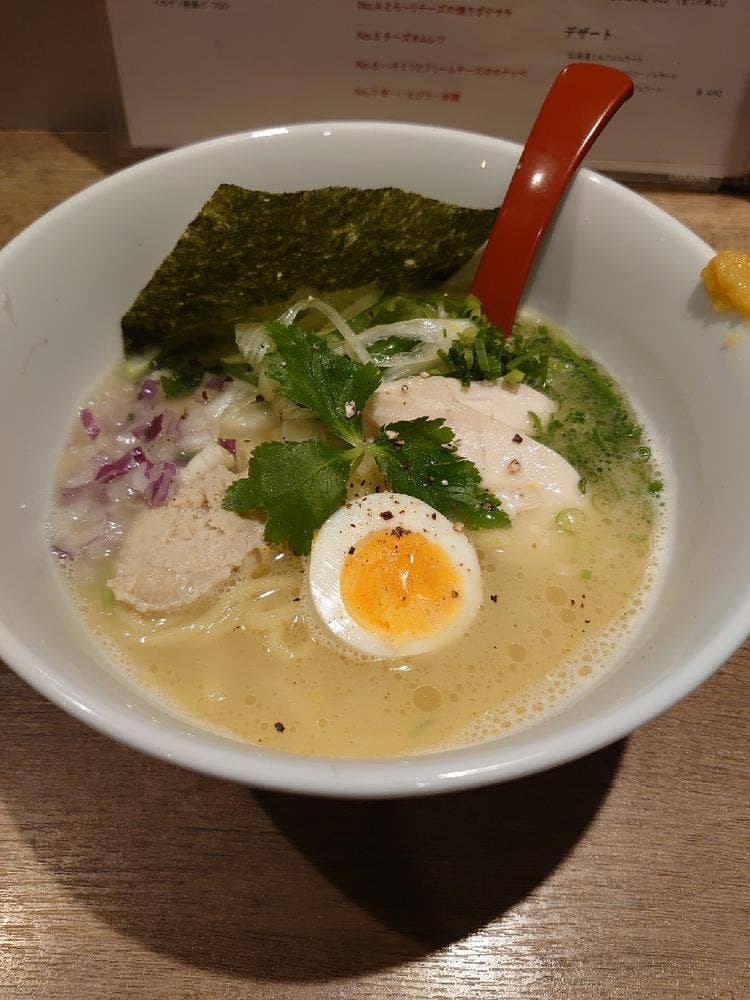 博多水炊きらぁめん