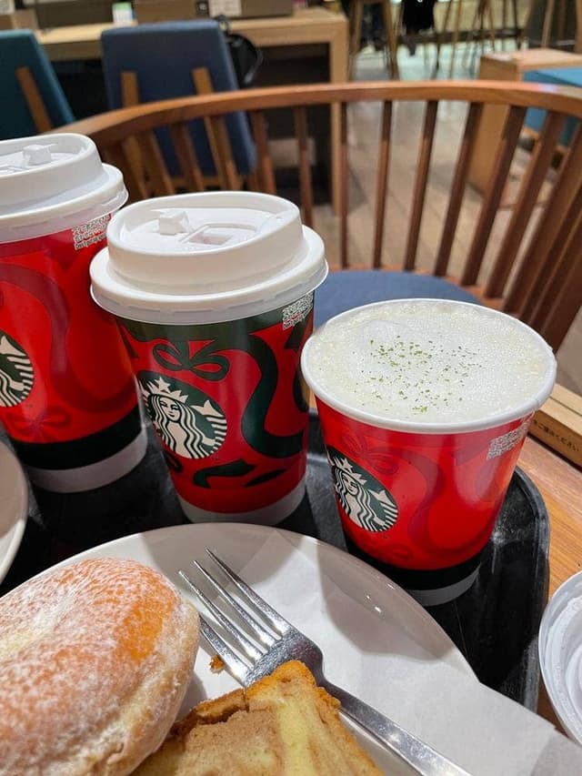 スターバックス コーヒー 湘南蔦屋書店 - サブ画像3