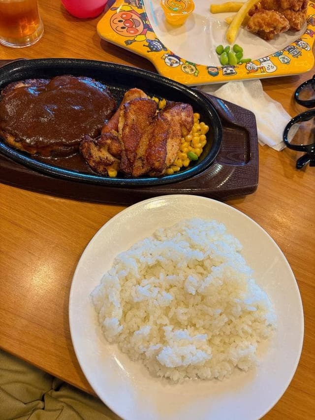 ガスト 中央林間店 - サブ画像1