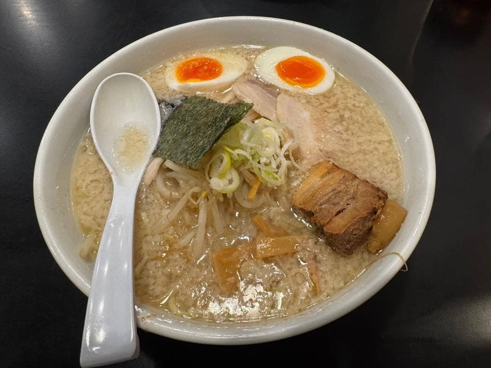 ハッスルラーメンホンマ篠崎店
