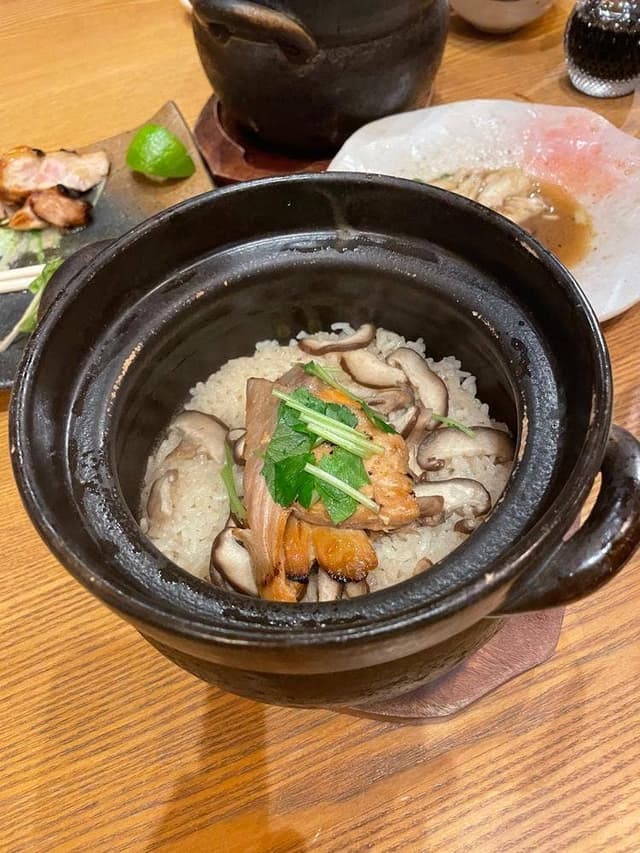 恵比寿 土鍋炊ご飯 なかよし 丸の内iiyo店 - サブ画像3