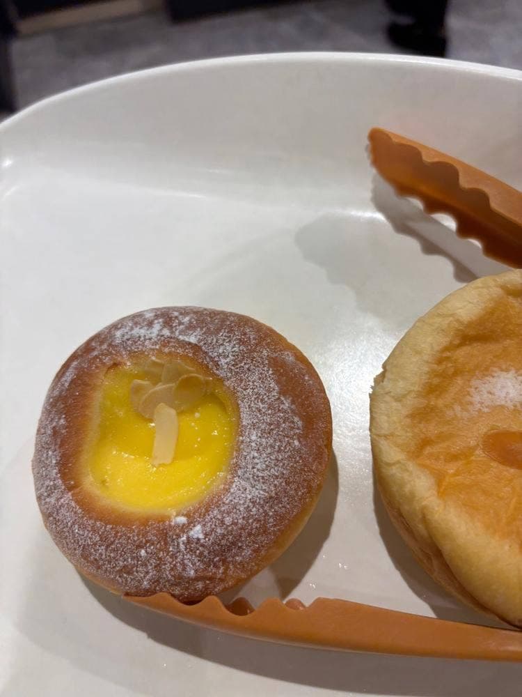 VIE DE FRANCE Rêve de Paris 新天神地下街店