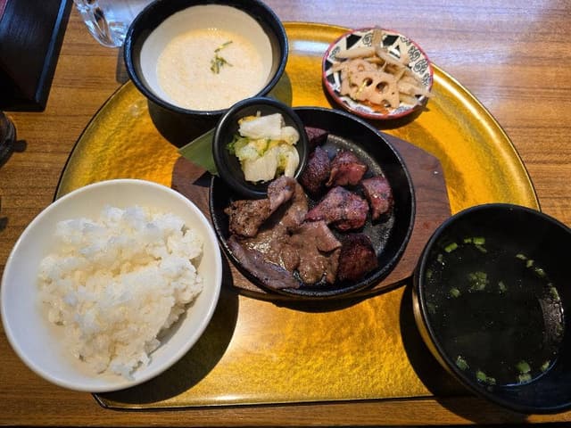 牛たん 伊地知 御茶ノ水ワテラス店 - サブ画像1