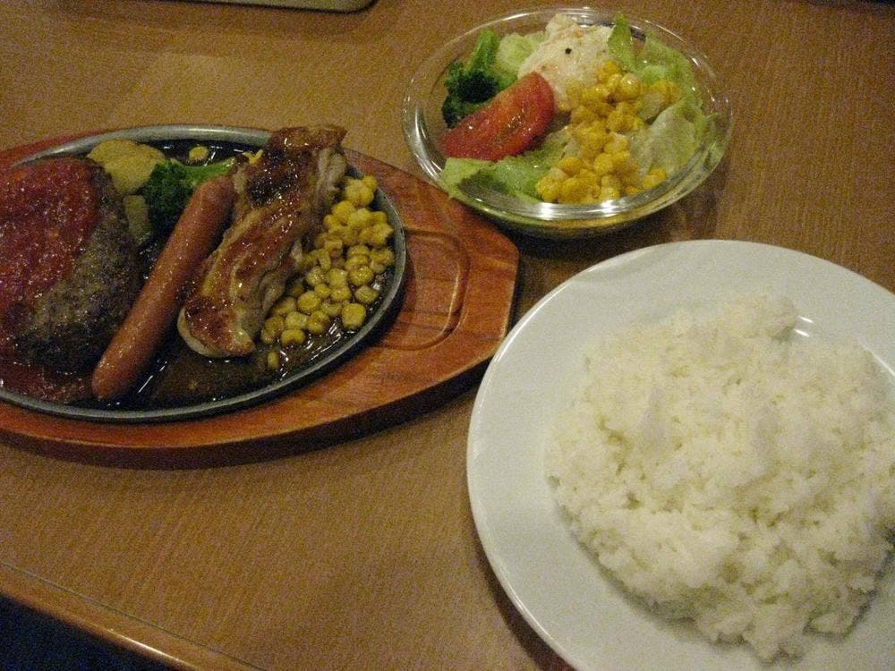 ファミリーレストラン ジョイフル 刈谷築地店