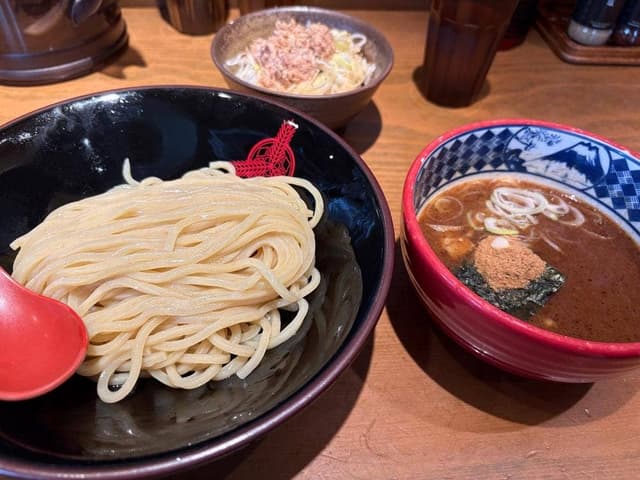 三田製麺所 桜木町駅前店 - サブ画像1