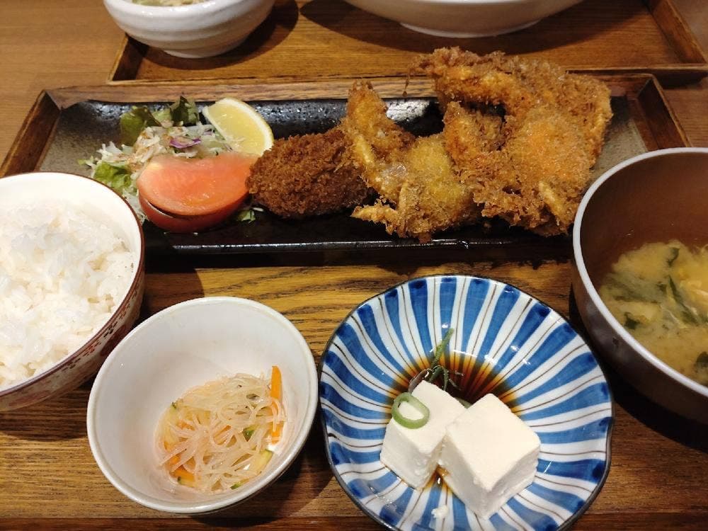 天神食堂 ハルキッチン