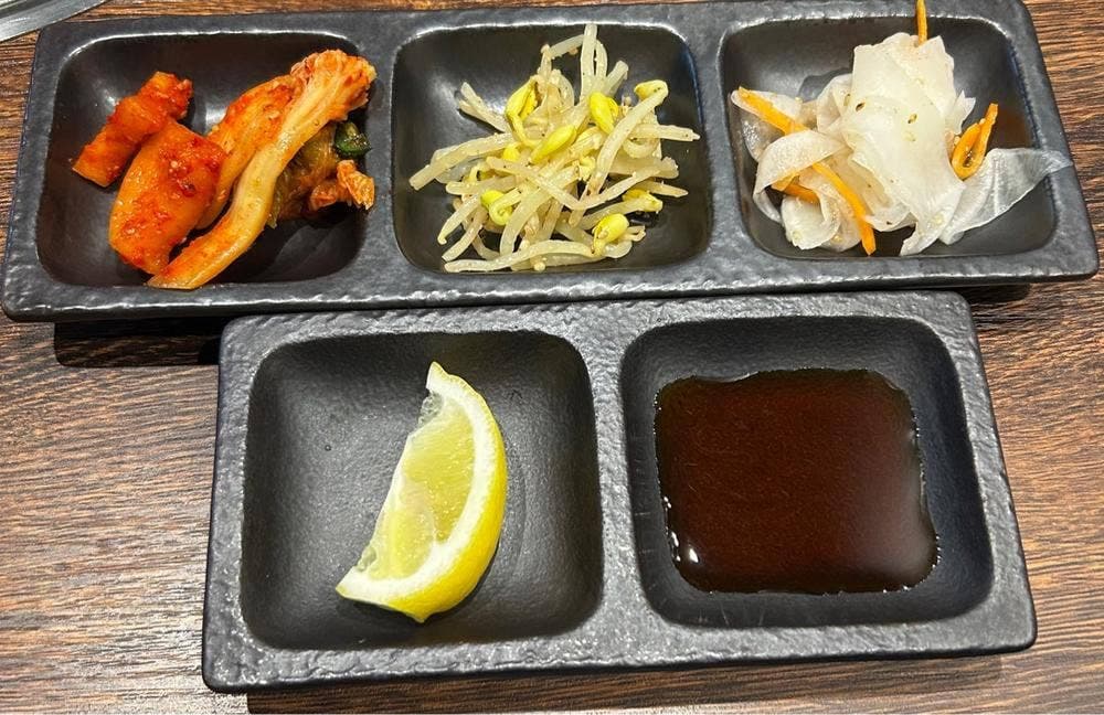焼肉 三太 長興寺店