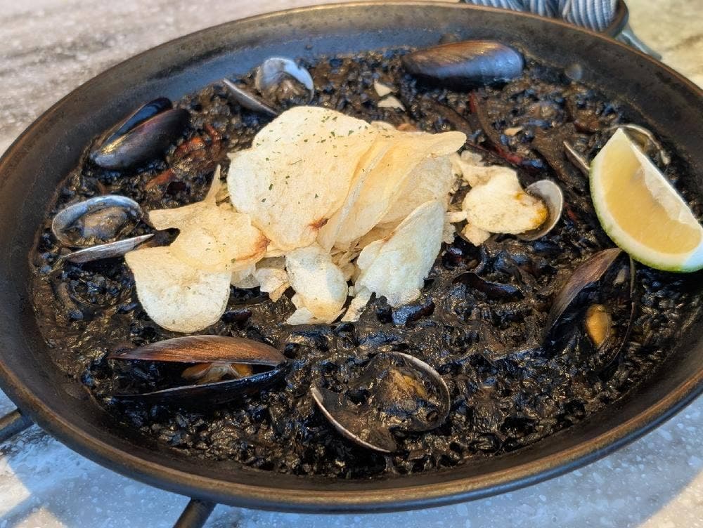 LA BODEGA-CUCHAREO