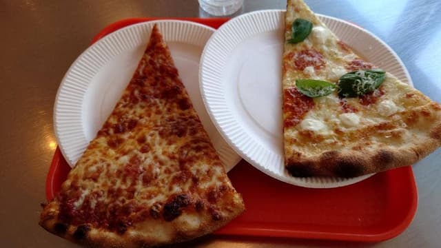 Henry's PIZZA - サブ画像1