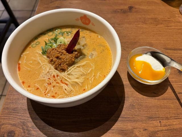 極上担々麵 香家 新代田本店 - サブ画像1