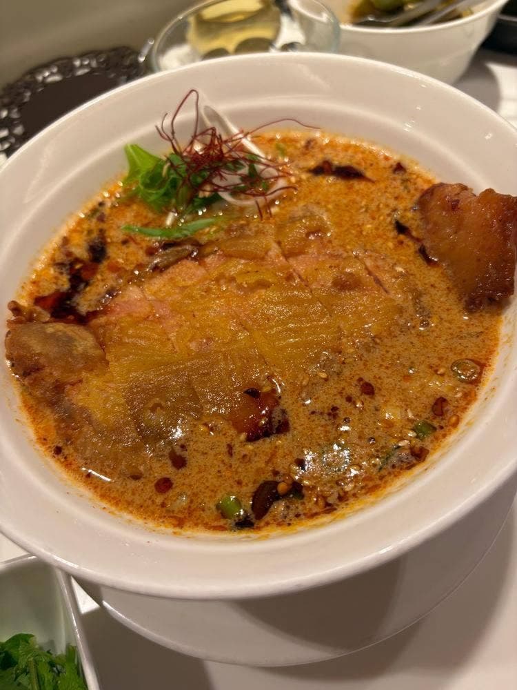 汁なし金胡麻担々麺 金蠍 東京タワー店