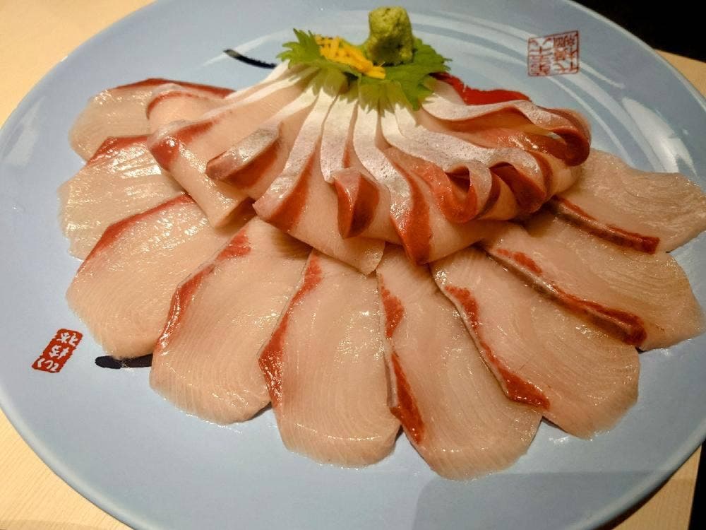 水産会社直営 魚右衛門 広島袋町店