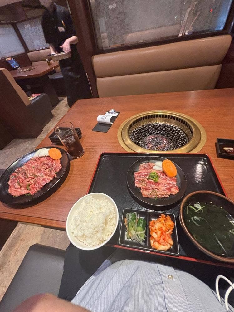 安楽亭 三郷店