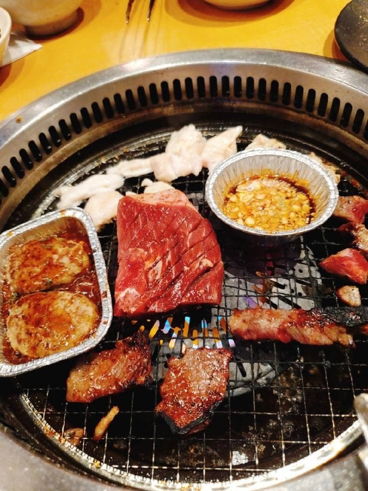 焼肉きんぐ 梅島店