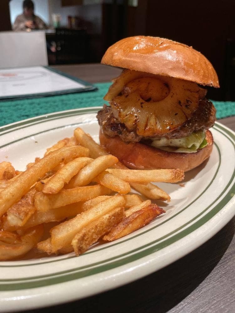 MARY BURGER 西武渋谷店
