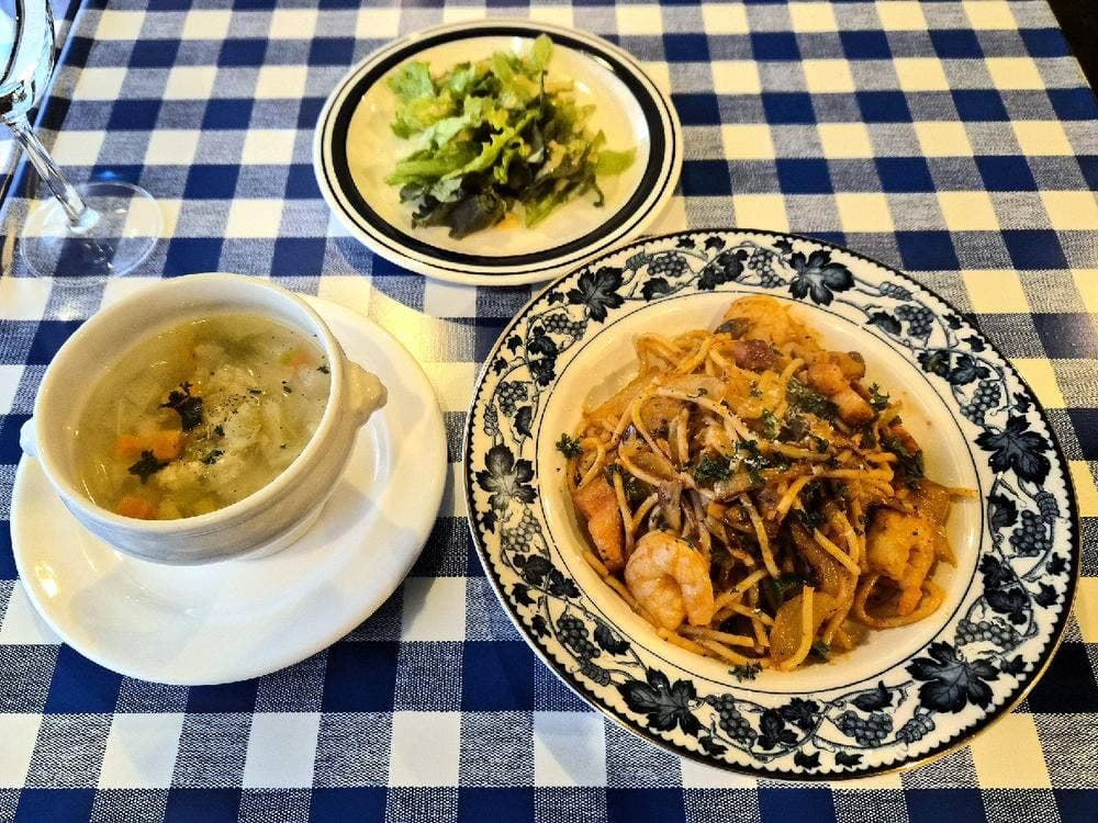 COFFEE / BISTRO いろどり喫茶店