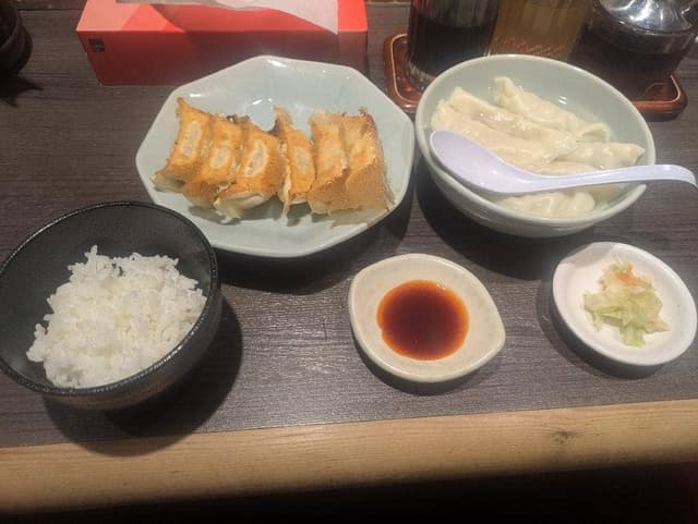 宇都宮みんみん ホテル アール•メッツ店 - サブ画像1