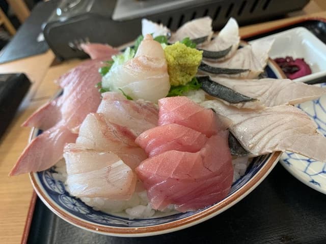 氷見 魚市場食堂 - サブ画像2