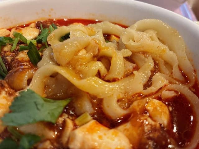 唐朝刀削麺 西新宿店 - サブ画像1