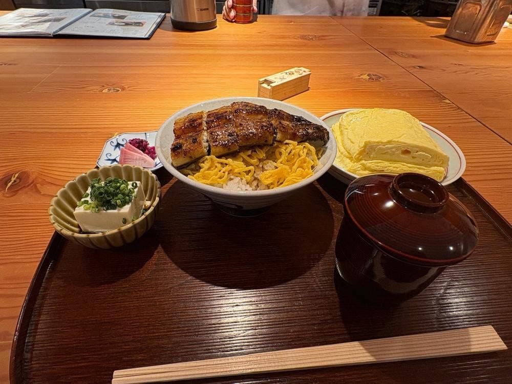 うなぎと出汁巻 舟