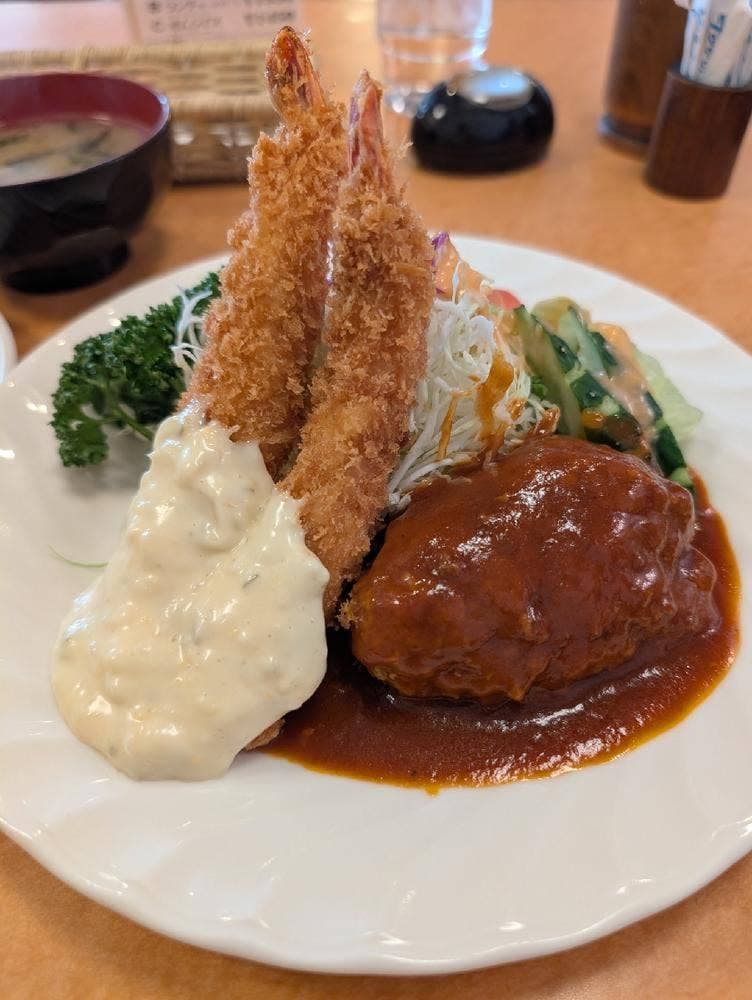 レストラン SHIRATUYU