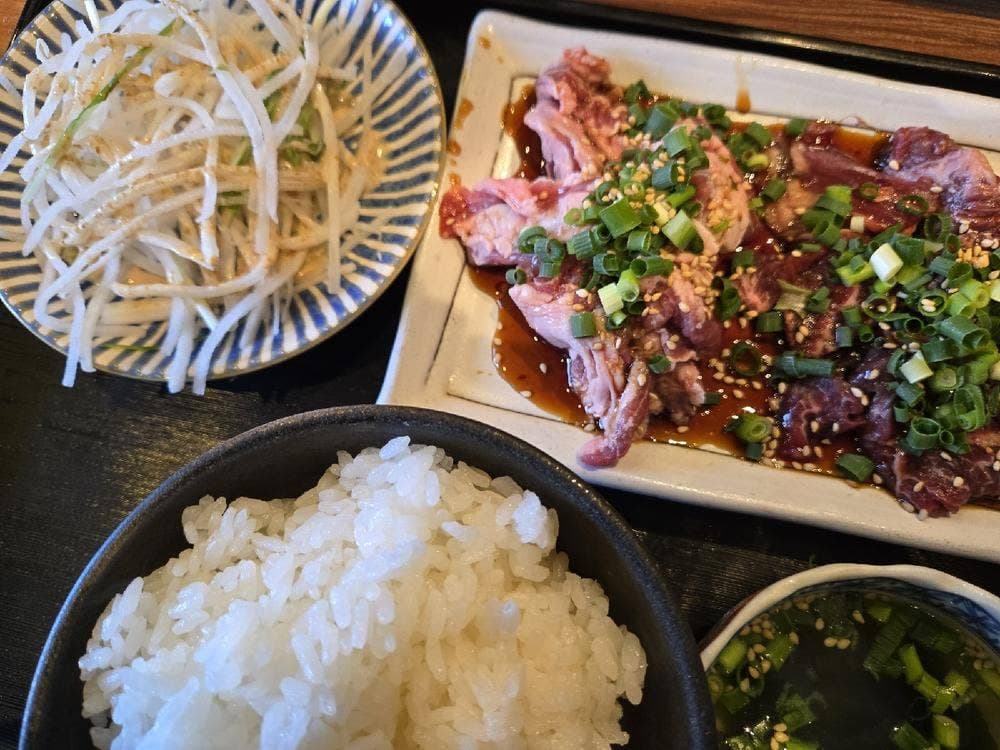 焼肉と釜炊きごはん あおい
