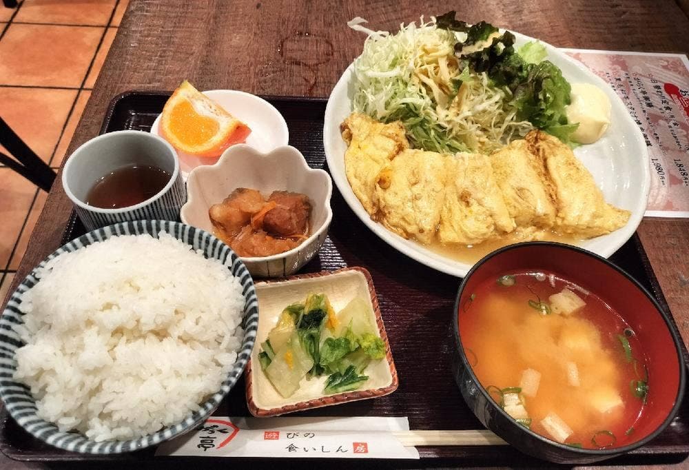 がらく亭 遊びの食いしん房