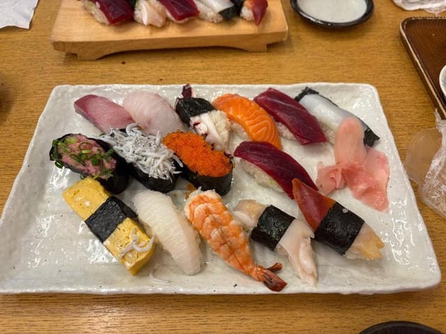 幸寿司 駅前店 - サブ画像1